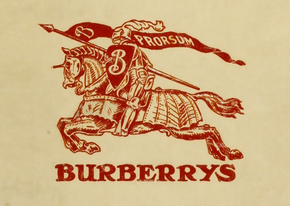 时尚品牌巴宝莉Burberry的新logo设计怎么样