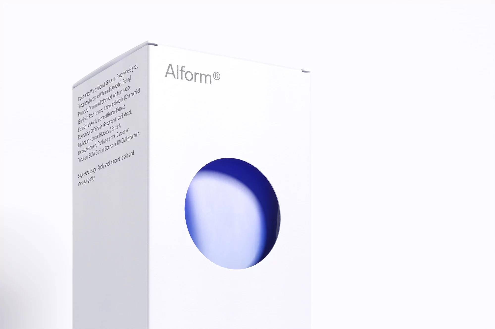 Moscow Mule develops a minimalistic, cell-inspired packaging system for health supplement brand Alform
