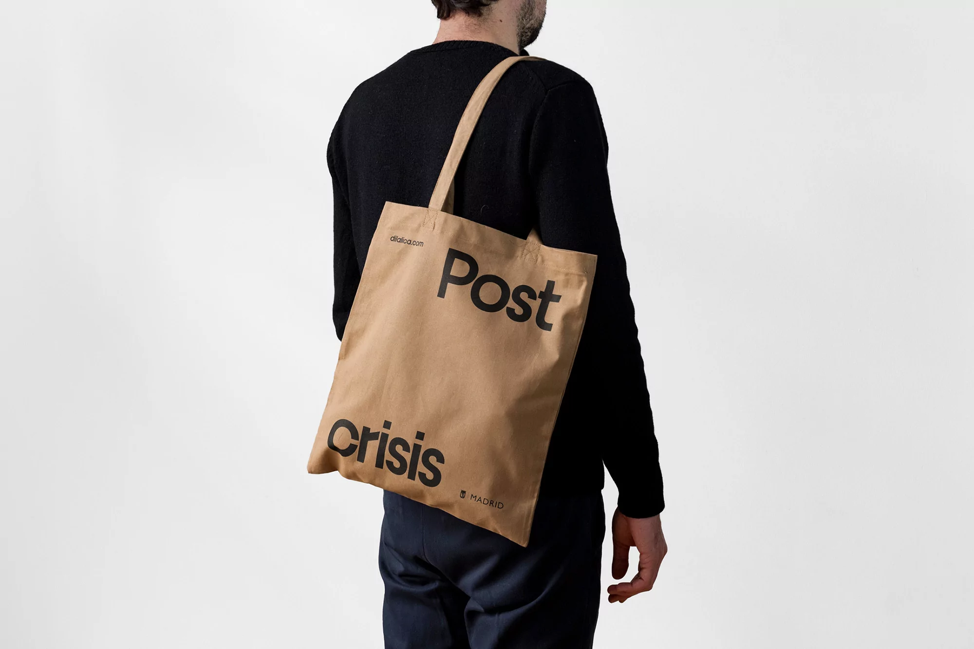 Fase's identity for Postcrisis extends the event's connection between brick and Spain's Great Recession