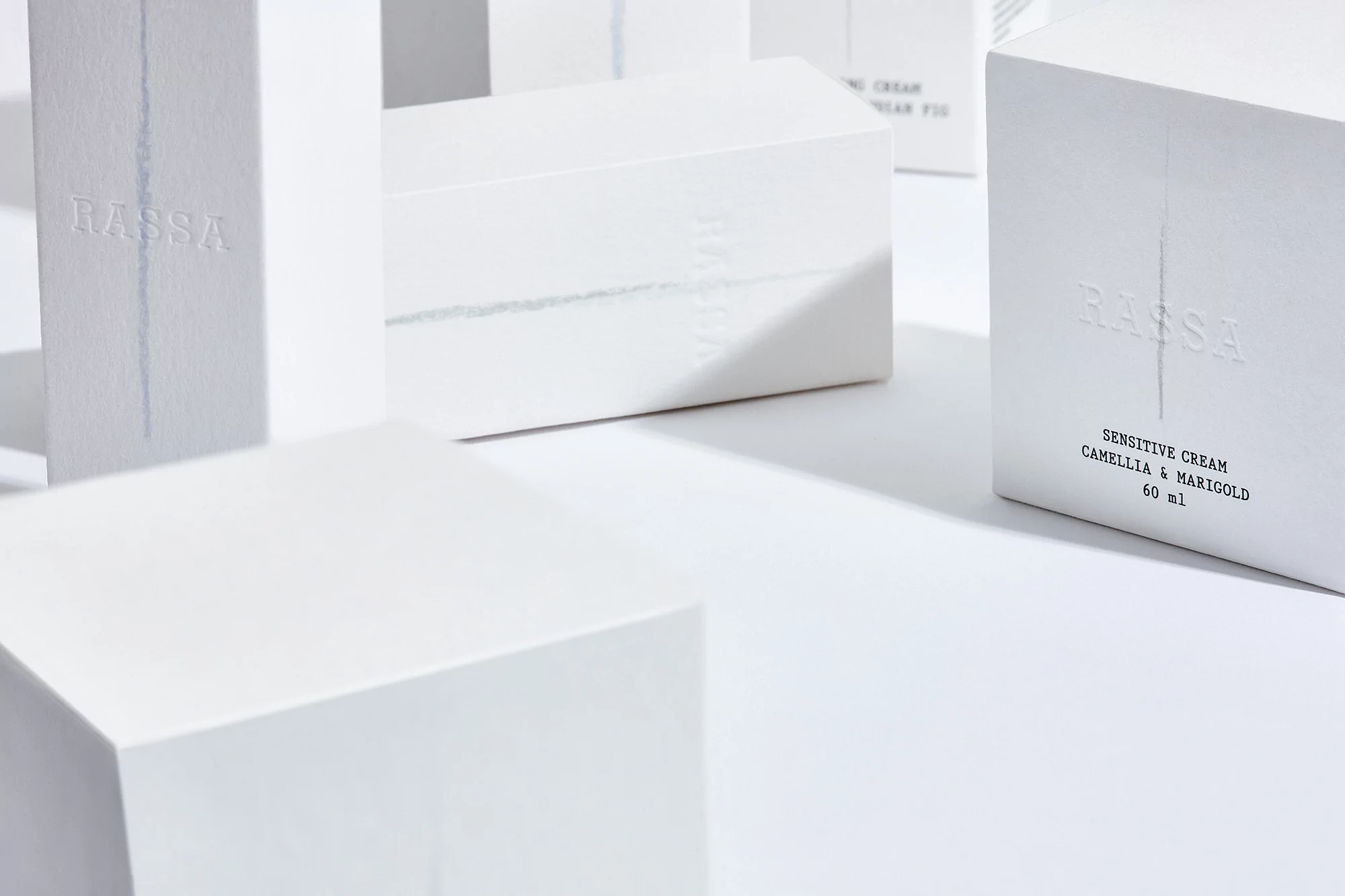 U.I.WD develops an elegant and understated packaging system for Spanish wellness brand RASSA