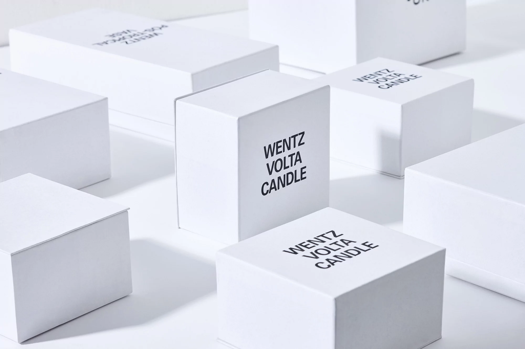 U.I.WD. designs an ultra-minimalistic packaging system for product designer Guilherme Wentz?
