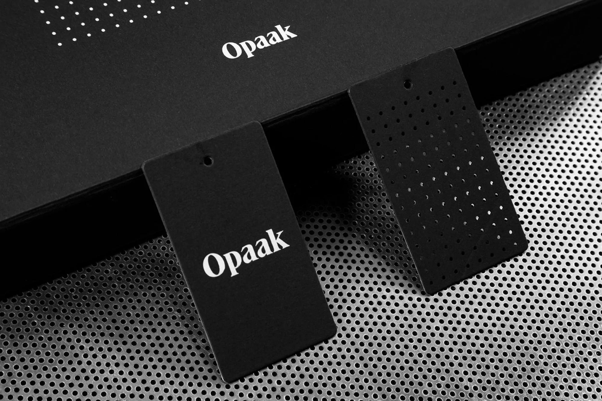 Opaak by Deutsche & Japaner