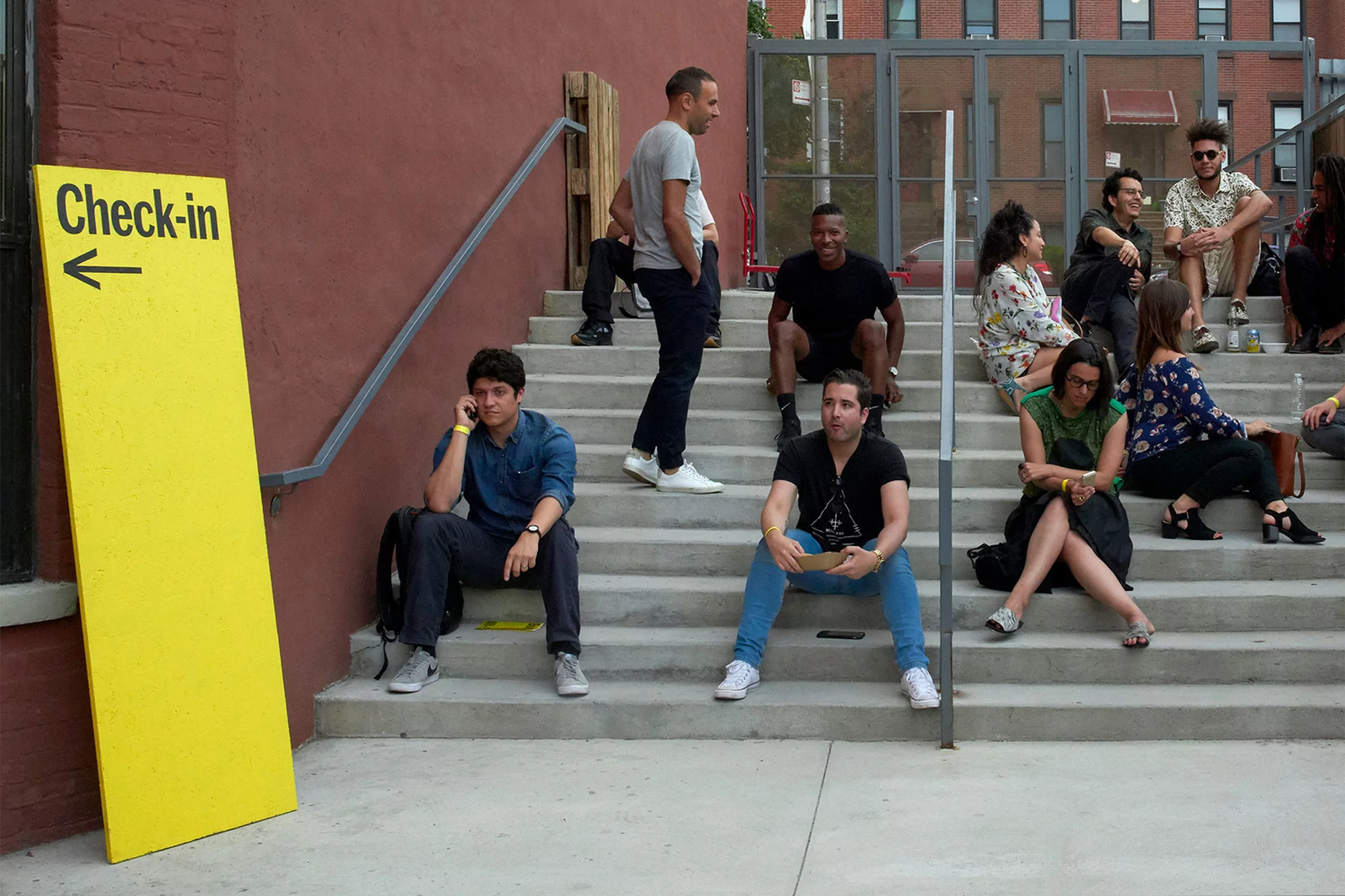 Bonde by Felipe Rocha and Leo Porto
